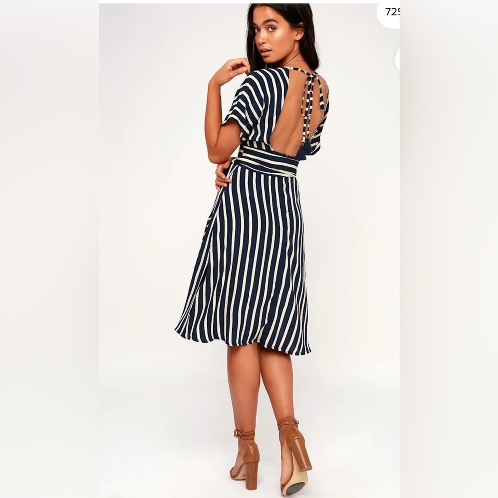 Faithful the Brand Milan Midi Dress - Navy Mazur Stripe - Picture 2 of 7